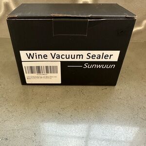 BNW Sunwuun Wine Vacuum Sealer, Bottle Stopper, Wine Cork, Set of 2
